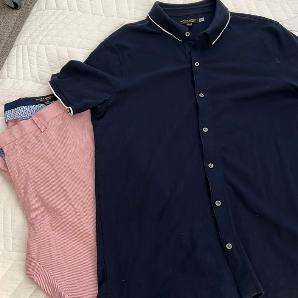 Banana Republic performance knit button up polo shirt
